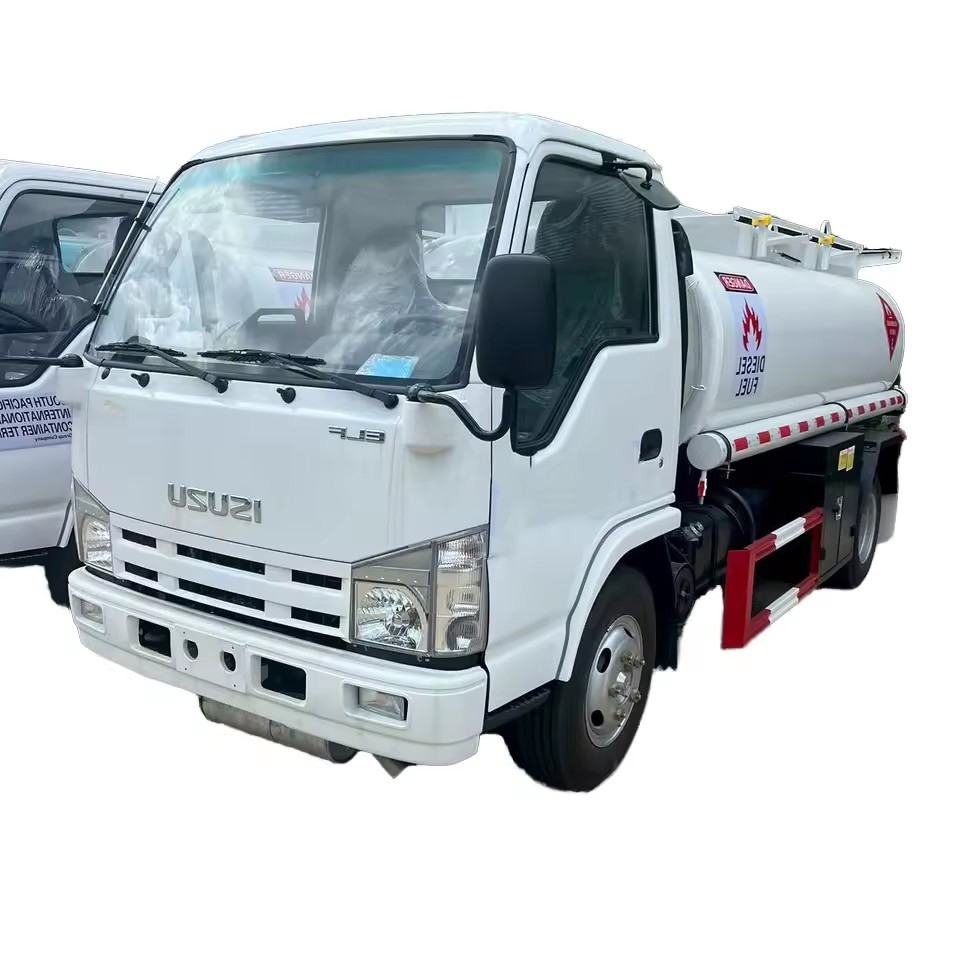 1-SUZU 5m³ 4x4 Fuel Tanker Truck | All-Terrain Oil Transport & Refueling Vehicle