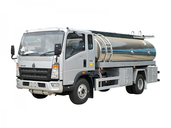 Howo fuel tank truck with dual compartments, two fuel dispensers, two flow meters and stainless stee