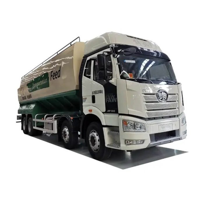 Poultry Bulk Chicken Feed Grain Delivery Tank Truck - Image 3