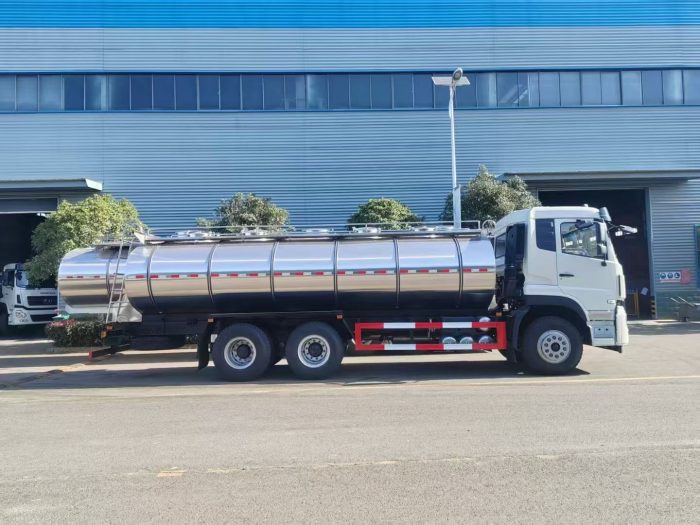 Dongfeng 15000liters Stainless Steel Fresh Milk Delivery Tanker Truck - Image 4
