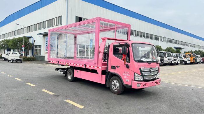 FOTON 4-5 Tons Winch Platform Roll Back Wheel Lift Flatbed Tow Truck Wrecker With Luxury Car Display Box - Image 2