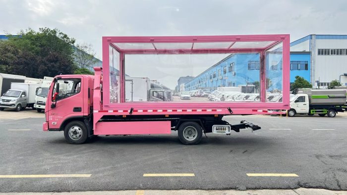 FOTON 4-5 Tons Winch Platform Roll Back Wheel Lift Flatbed Tow Truck Wrecker With Luxury Car Display Box - Image 7