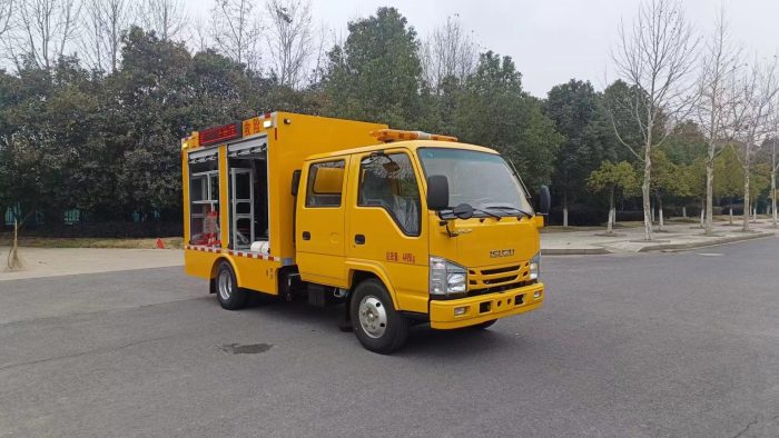 ISUZU 4X2 Maintenance Lorry Mobile Workshop Service Truck with 3.2tons Crane - Image 2