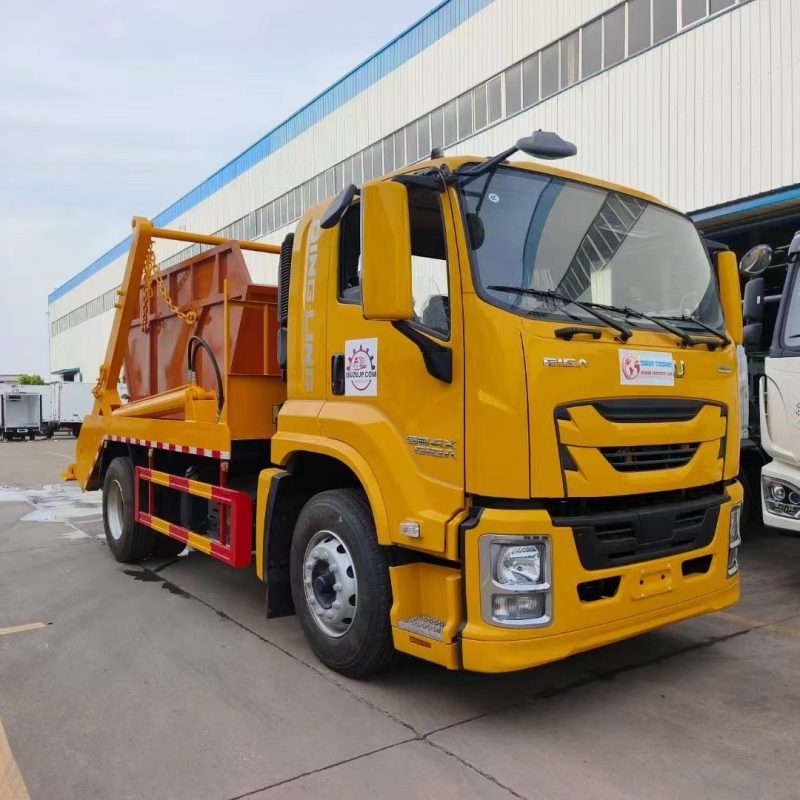 Swing Arm Refuse Truck