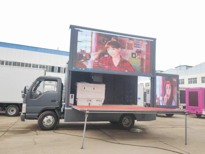 Isuzu Mini LED Advertising Truck with Mobile Stage - Image 4