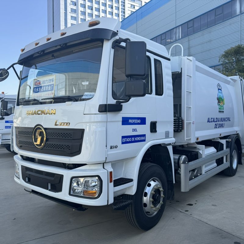 SHACMAN 4X2 8000liters 6tons 8cbm Compactor Garbage Truck