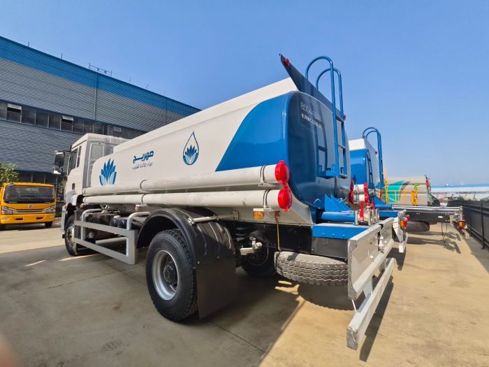 SHACMAN 4x2 10000 Litres Water Distribution Truck - Image 6