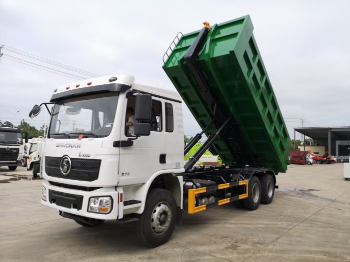 Hook arm Garbage truck - Image 5