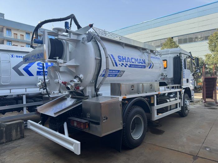 Shacman 4X2 12000litres High Pressure Cleaning Tank Together Sewer Jetting Vacuum Sewage Suction Truck - Image 5