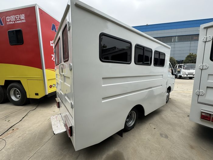 CLW Bus - Image 5